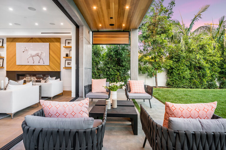 outdoor living houston